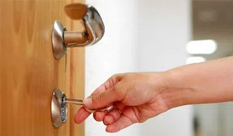 Metro Master Locksmith Philadelphia, PA 215-583-2339 Metro Master Locksmith Philadelphia, PA 215-583-2339 - 13-Re-Key-Locks